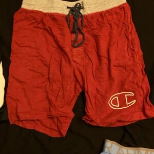 Mens medium champion shorts
